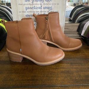 Toms Marina Ankle Boot Size 7.5